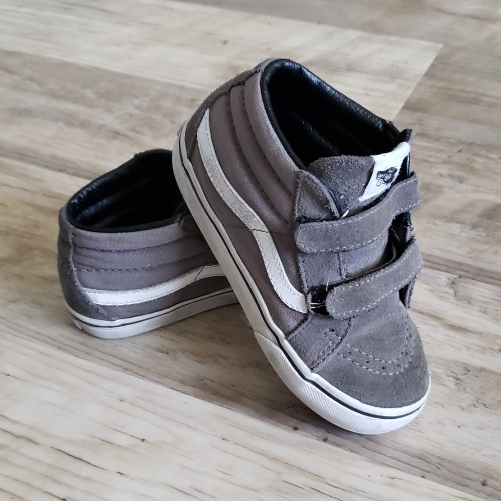 Toddlers Van's